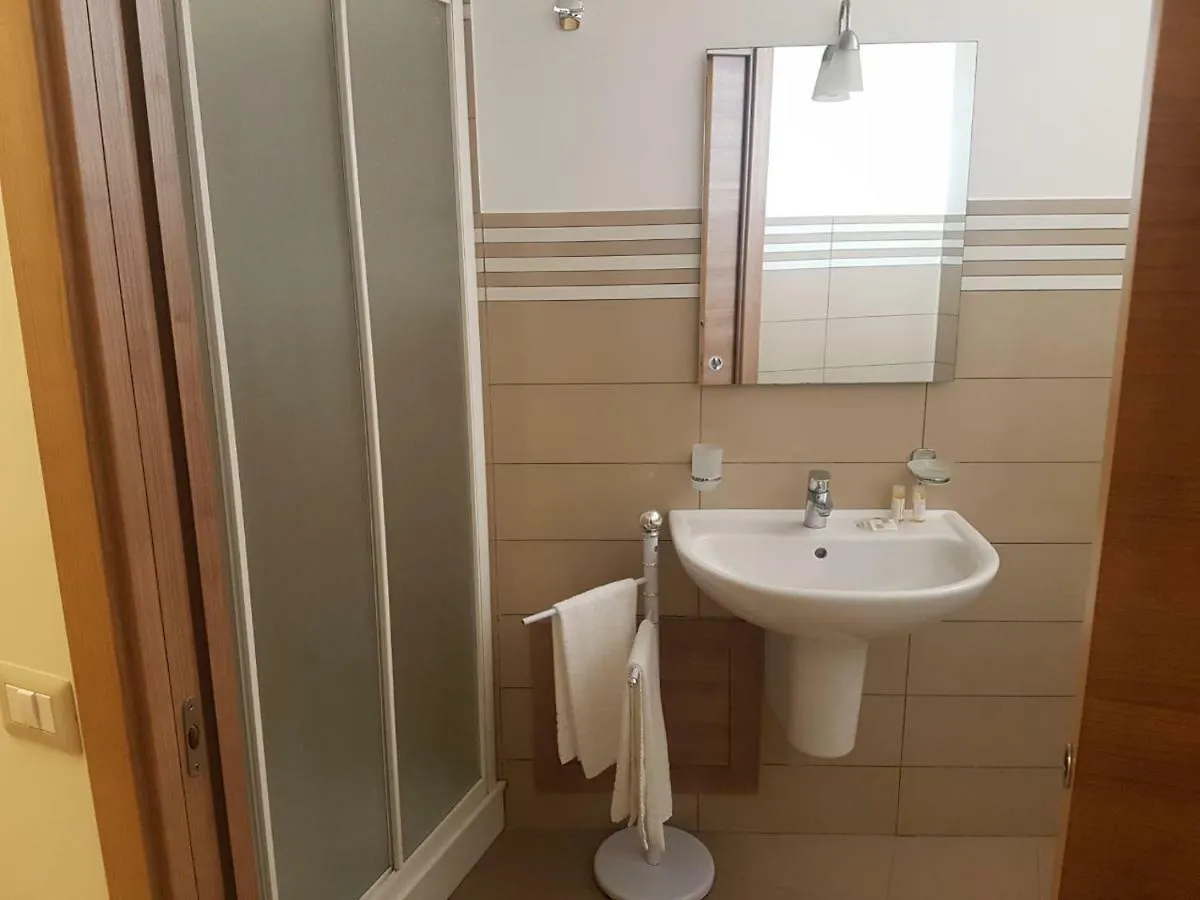 Casa Dei Mori Otel Aci Trezza 0*,
