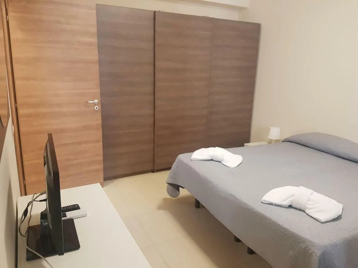 Tatil Evi Casa Dei Mori Otel Aci Trezza İtalya