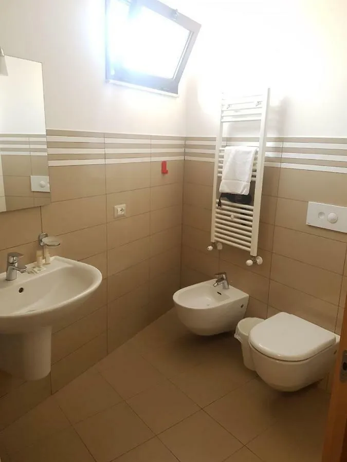 Tatil Evi Casa Dei Mori Otel Aci Trezza