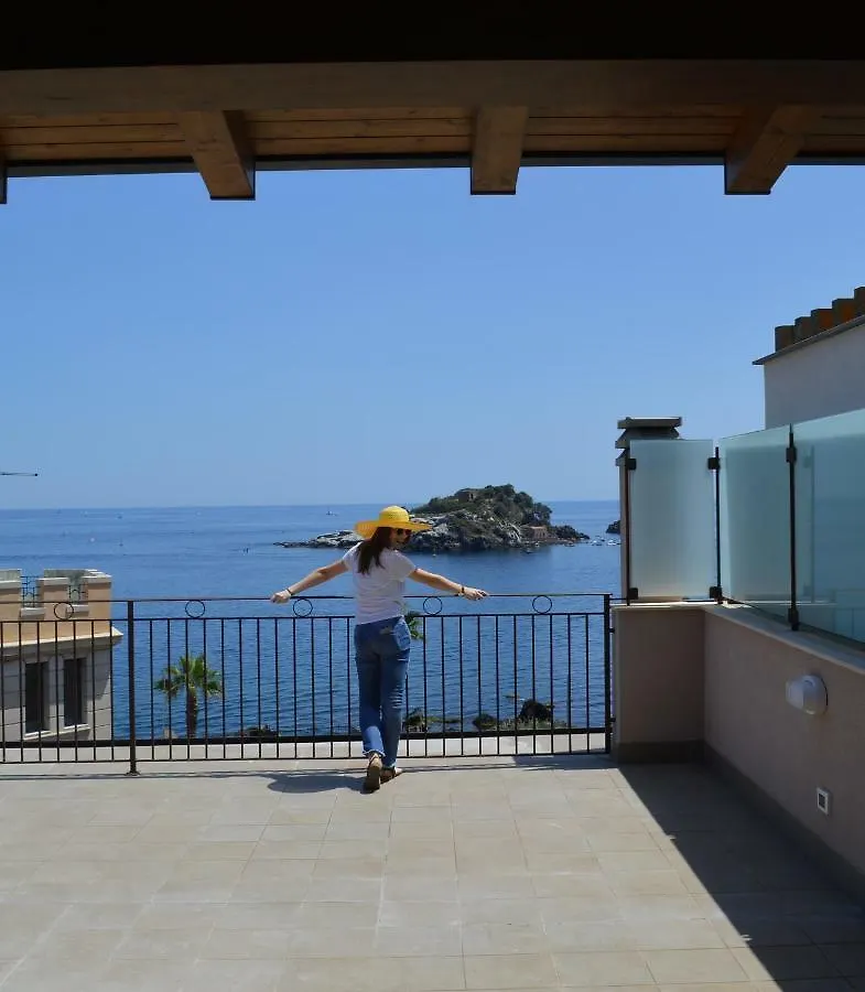 Casa Dei Mori Otel Aci Trezza