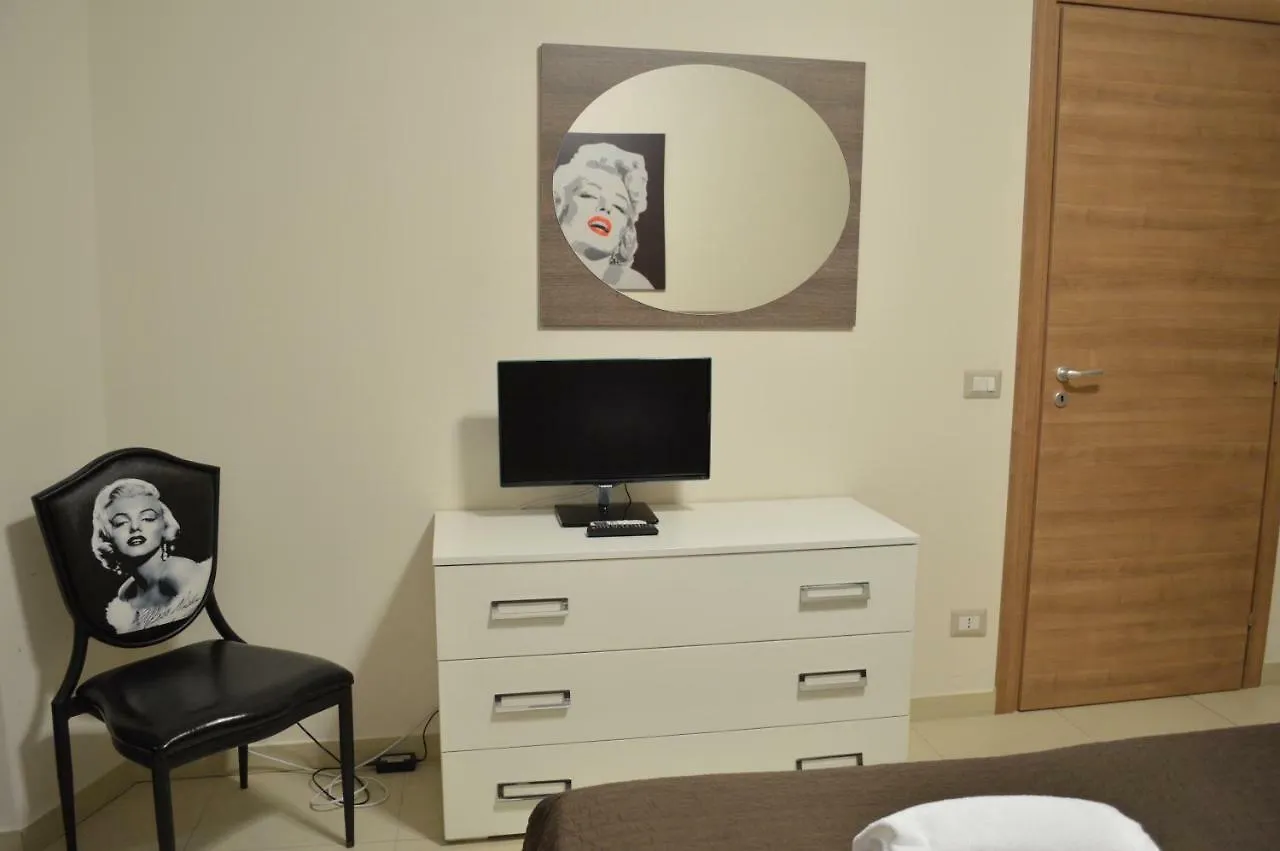 Casa Dei Mori Otel Aci Trezza 0*,