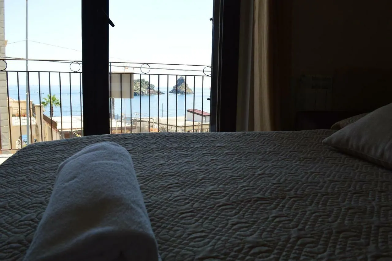 Casa Dei Mori Otel Aci Trezza Tatil Evi